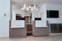  - Element Hotel Palmdale - CA 14, Exit 37