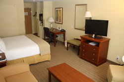  - Holiday Inn Express Hurricane - I-64, Exit 39