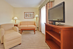  - Holiday Inn Express Hurricane - I-64, Exit 39