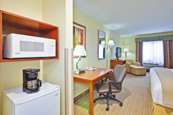  - Holiday Inn Express Hurricane - I-64, Exit 39