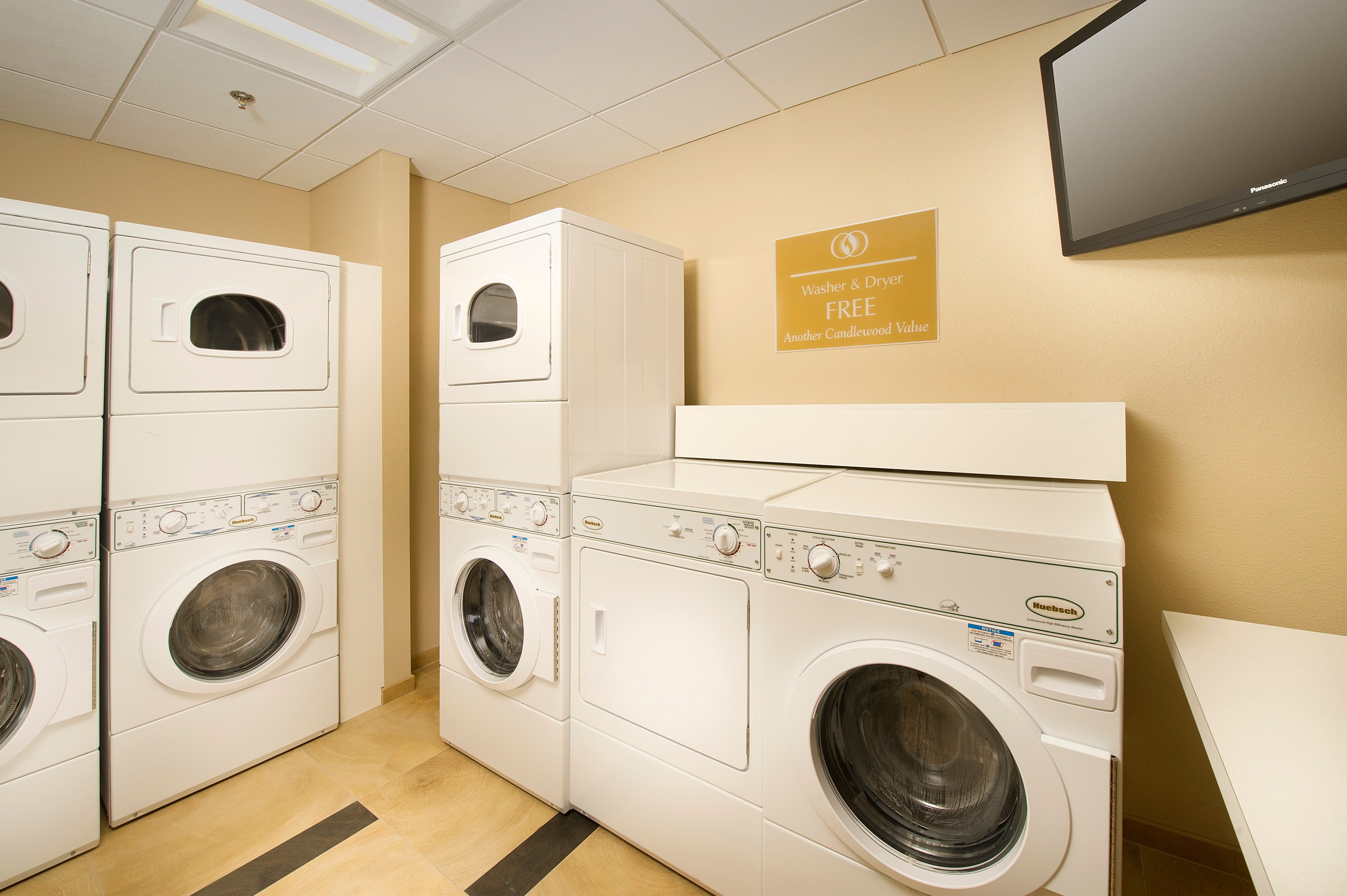 CANDLEWOOD STES ALEXANDRIA -FT BY I-guestroom-Complimentary Guest Laundry Room - no quarters required.jpg