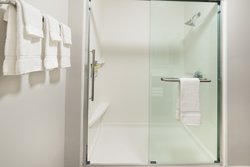  - Holiday Inn Express & Suites Lake Havasu City