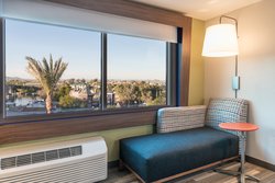  - Holiday Inn Express & Suites Lake Havasu City