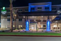  - Holiday Inn Express & Suites Lake Havasu City