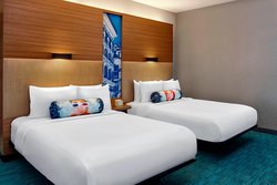  - Aloft Hotel Airport Montreal