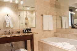  - Hotel Ivy Minneapolis