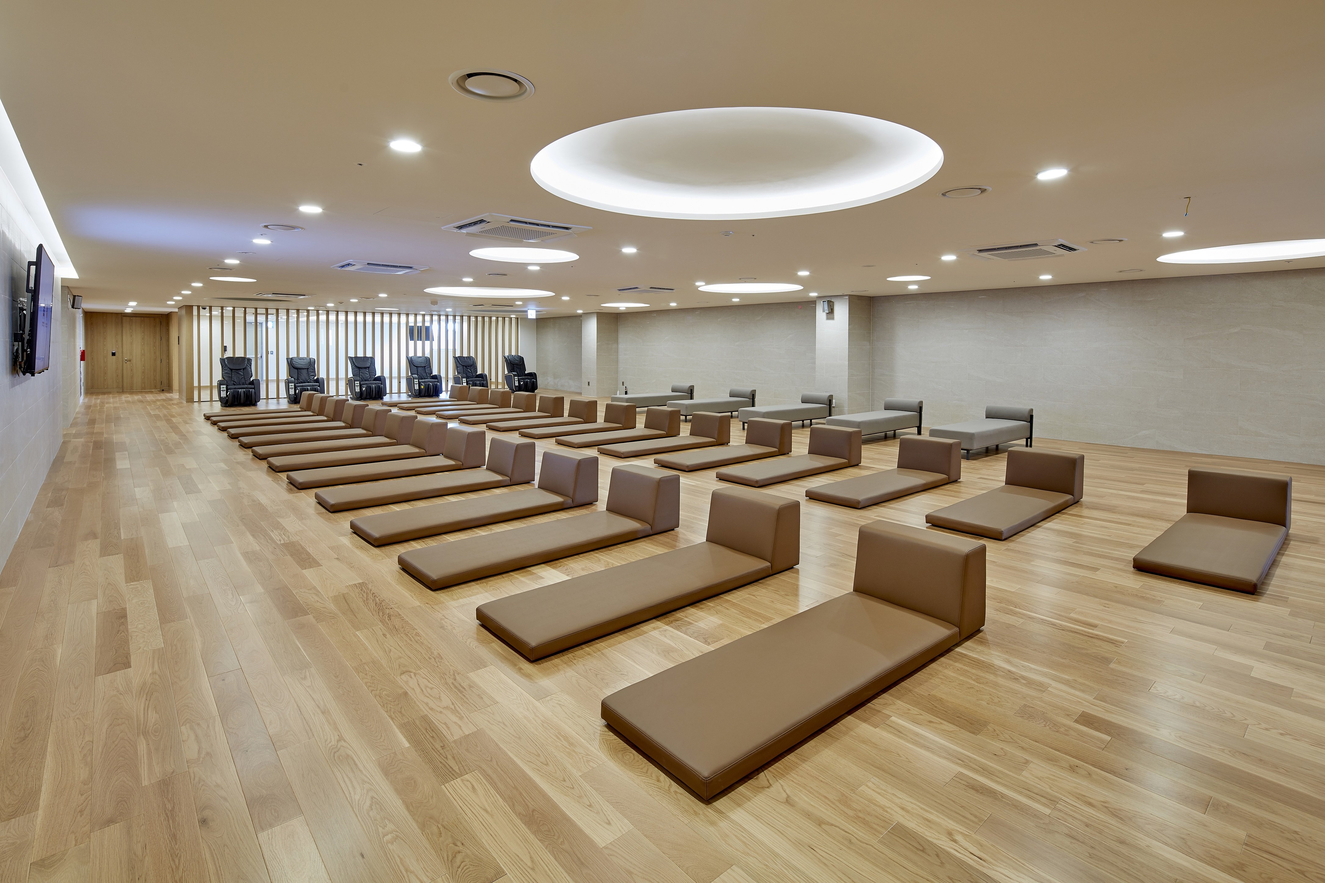 Somerset Jeju Shinhwa World-guestroom-Treatment room.jpg