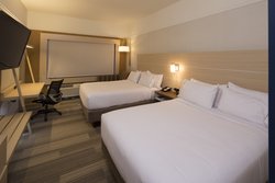  - Holiday Inn Express & Suites Rochester Hills - I-75, Exit 74