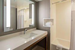  - Courtyard by Marriott Hotel Fresh Meadows