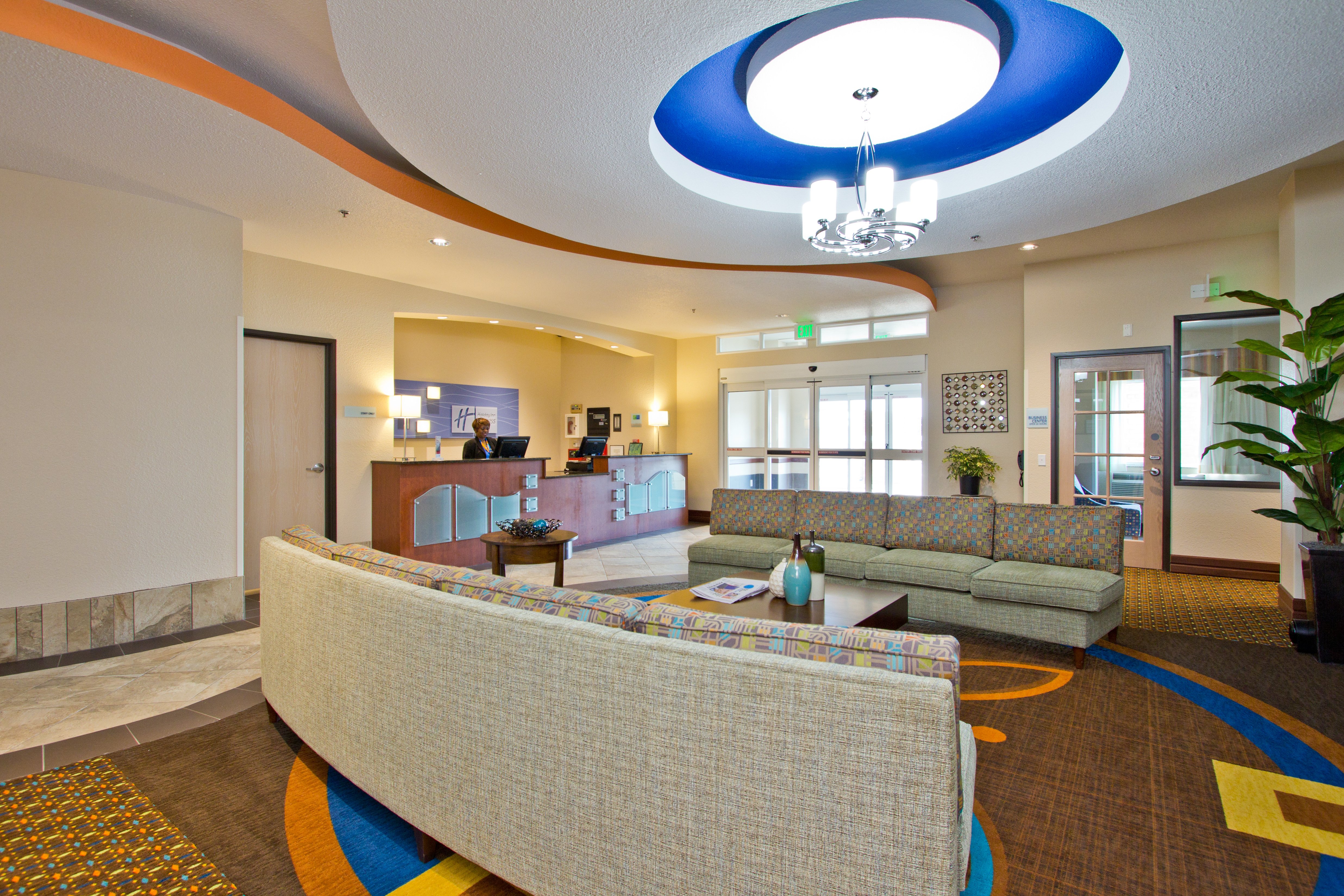 Holiday Inn Express and Suites Denver East Free WiFi Free Parking