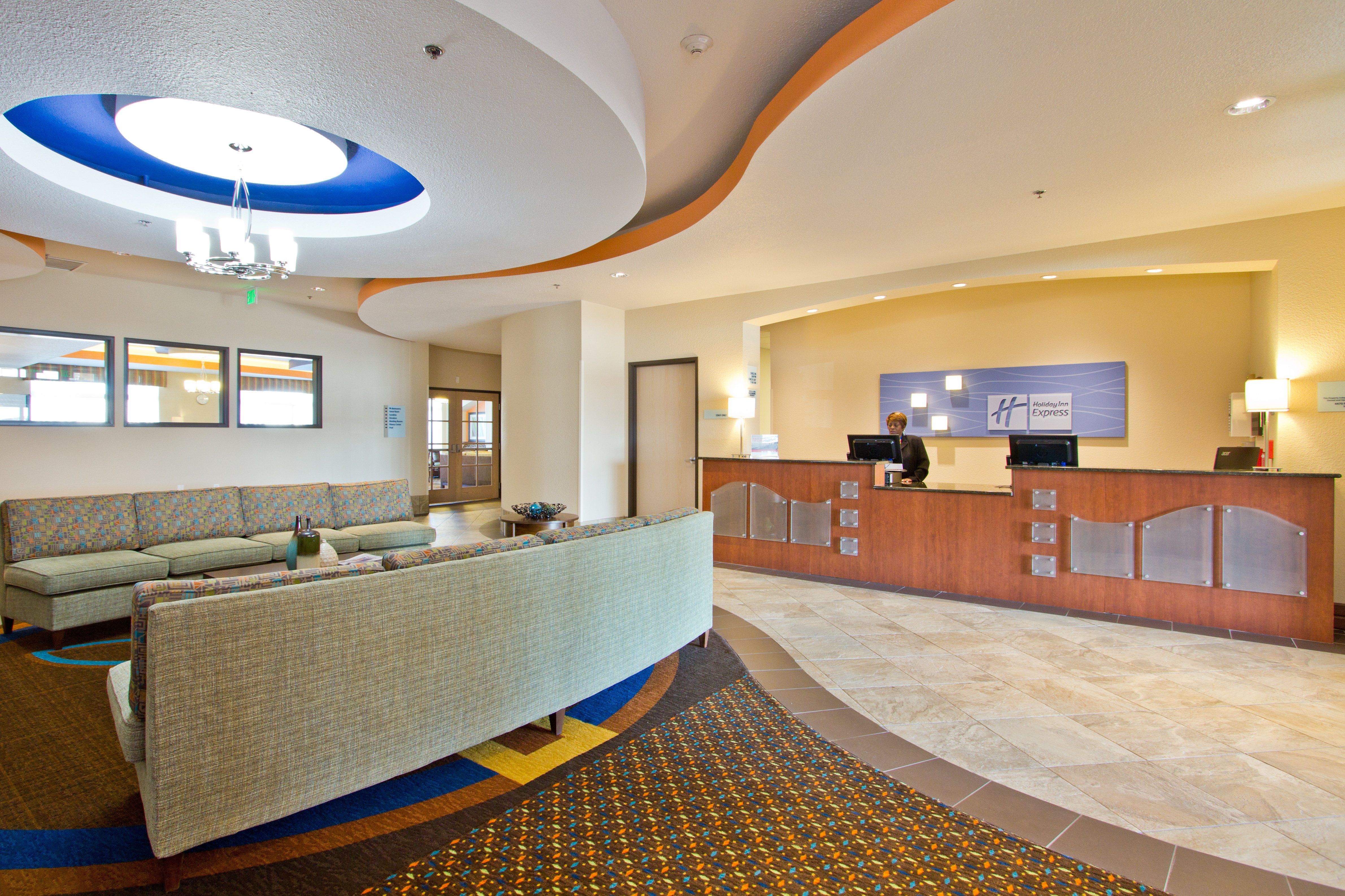 Holiday Inn Express and Suites Denver East Free Breakfast and WiFi
