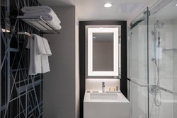  - Renaissance Savery Hotel Des Moines