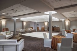  - Renaissance Savery Hotel Des Moines