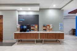  - Holiday Inn Express & Suites Santa Ana - I-5, Exit 104