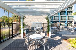  - Holiday Inn Express & Suites Santa Ana - I-5, Exit 104