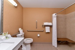  - Holiday Inn Express & Suites Blue Ash - I-71, Exit 15