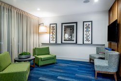  - Holiday Inn Express & Suites Santa Ana - I-5, Exit 104