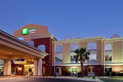  - Holiday Inn Express & Suites Camden - I-20, Exit 98