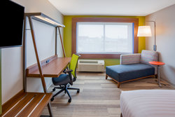  - Holiday Inn Express & Suites Downtown Des Moines
