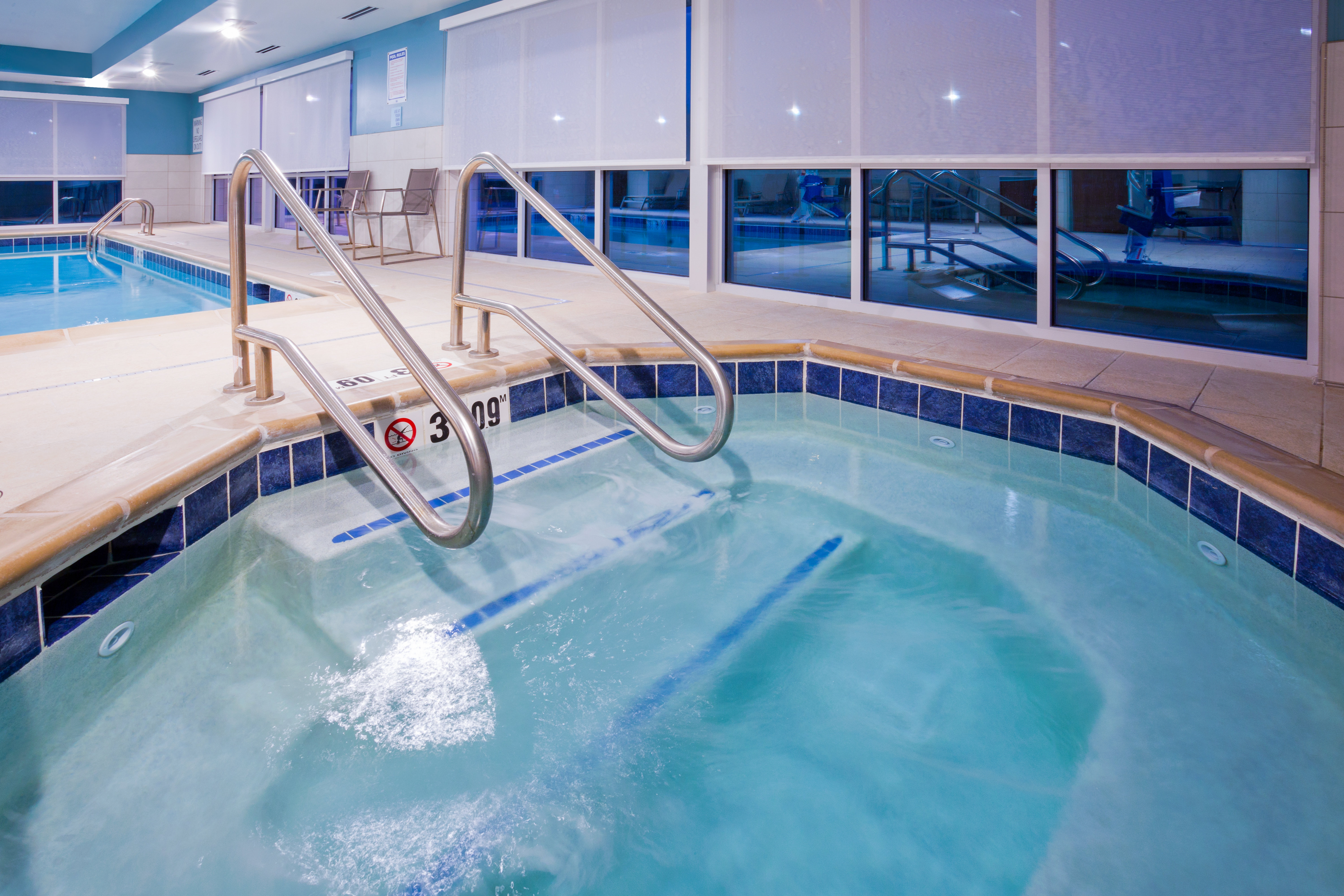 Relax in the Holiday Inn Express & Suites Hot Tub near DSM