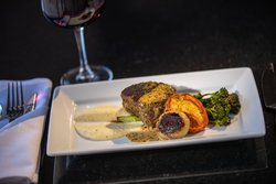  - Renaissance Savery Hotel Des Moines