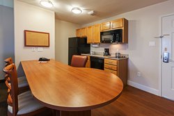  - Candlewood Suites Texas City