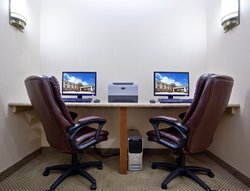  - Holiday Inn Express & Suites Tipp City - I-75, Exit 68