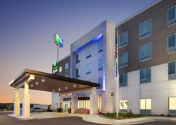  - Holiday Inn Express South Calhoun - I-75, Exit 312