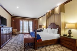  - Omni Scottsdale Resort & Spa at Montelucia Paradise Valley