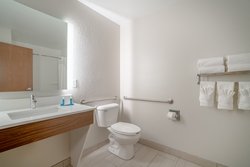  - Holiday Inn Express & Suites Elkins