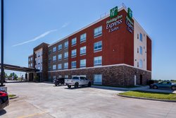  - Holiday Inn Express & Suites Blackwell