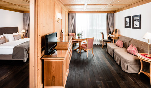 ALPENROYAL HOTEL - Photo 45