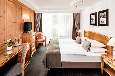ALPENROYAL HOTEL - Photo 46