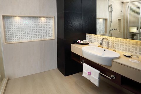 LE MERIDIEN PHUKET BEACH - Photo 15