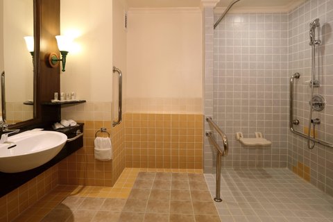 LE MERIDIEN PHUKET BEACH - Photo 34