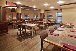  - Holiday Inn & Suites Ottawa