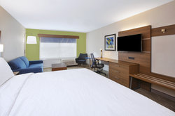  - Holiday Inn Express & Suites Airport Grand Rapids