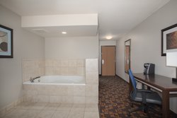  - Holiday Inn Express & Suites Yankton