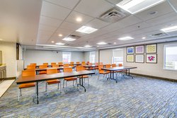  - Holiday Inn Express Vincennes