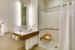  - Holiday Inn Express Vincennes