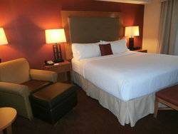  - Holiday Inn & Suites Airport Oakland