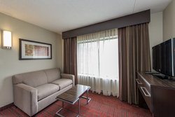  - Holiday Inn Express Auburn - I-290, Exit 12