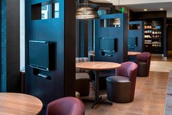  - Courtyard by Marriott Hotel Naperville