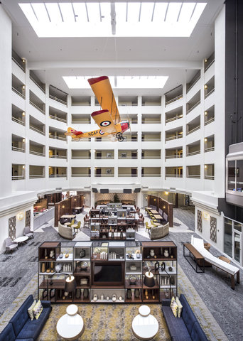 Our majestic atrium is a sight to see - Holiday Inn Longueuil