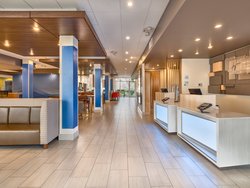  - Holiday Inn Express & Suites Keizer - I-5, Exit 260