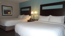  - Holiday Inn Express Bonner Springs - I-70, Exit 224