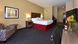  - Holiday Inn Express & Suites Fredericksburg