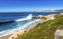  - Holiday Inn Express at Solana Beach - I-5, Exit 36