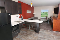  - Holiday Inn & Suites Airport Sioux Falls