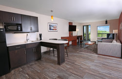  - Holiday Inn & Suites Airport Sioux Falls